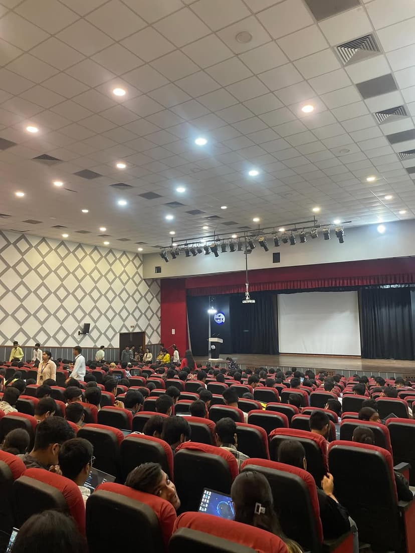 CodeVerse x ID8NXT x Microsoft 🤖 - Networking