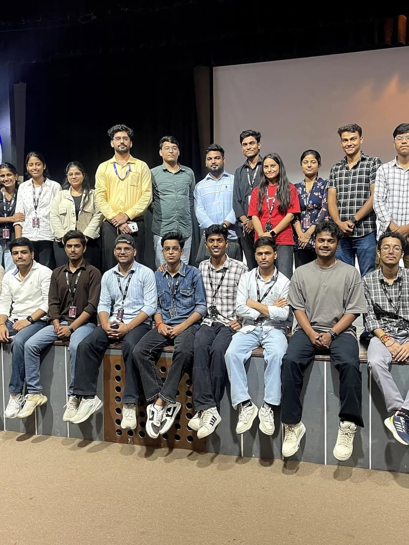 CodeVerse x ID8NXT x Microsoft 🤖 - Closing Ceremony